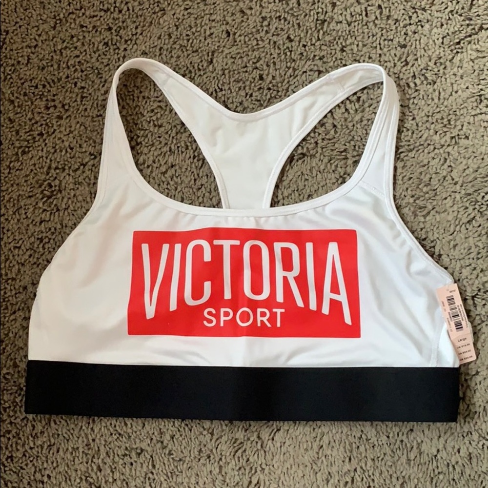 🥊NWT VS Sports Bra NEVER WORN🥊